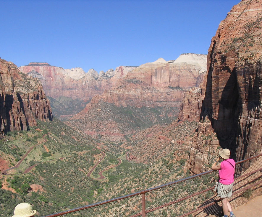 Zion National Park Light Hiking Tour – day tour from Las Vegas